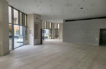 Shop - Studio - 2 Bathrooms for rent in V90 - North Teseen St. - The 5th Settlement - New Cairo City - Cairo