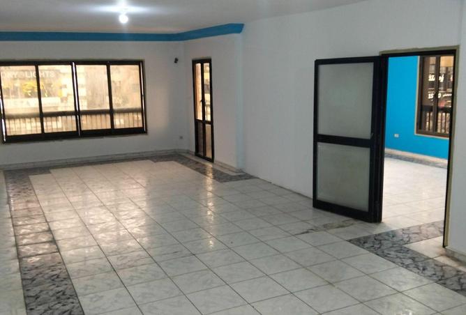 66702989 - Property Main Image