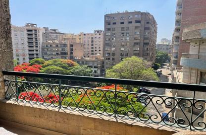 Apartment - 3 Bedrooms - 3 Bathrooms for sale in Abou Al Karamat St. - Al Agouza - Giza