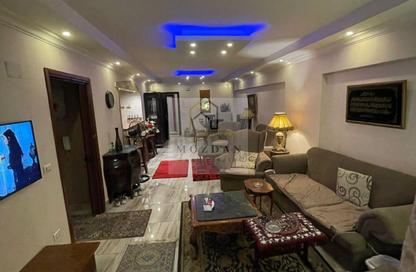 Apartment - 3 Bedrooms - 2 Bathrooms for sale in 10th Sector - Zahraa El Maadi - Hay El Maadi - Cairo