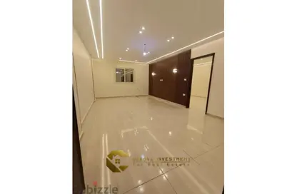 Apartment - 3 Bedrooms - 2 Bathrooms for sale in Hadayek Al Mohandessin - 4th District - Sheikh Zayed City - Giza