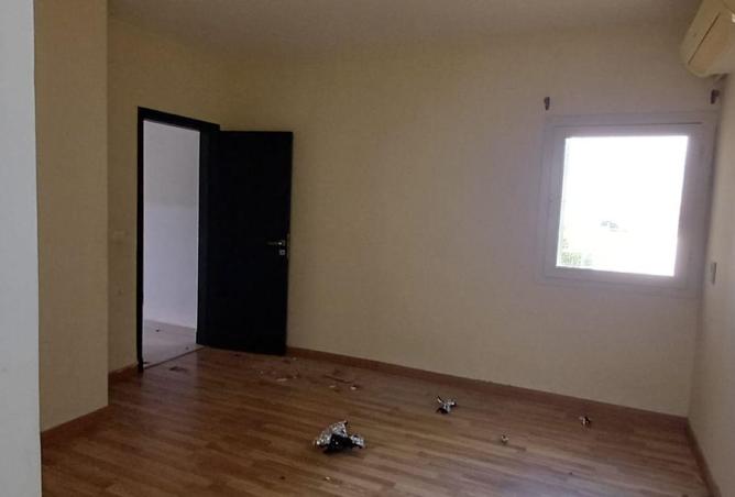 57242897 - Property Image 2