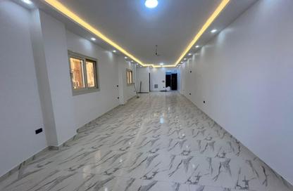 Apartment - 3 Bedrooms - 3 Bathrooms for rent in South Lotus - El Lotus - New Cairo City - Cairo