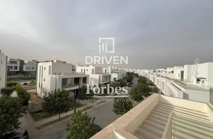 منزل مزدوج - 5 غرف نوم - 5 حمامات للبيع في جولز - طريق مصر اسكندرية الصحراوي - مدينة 6 أكتوبر - الجيزة