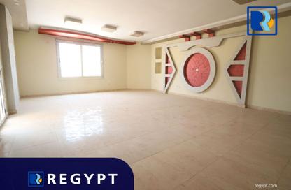 Office Space - Studio - 2 Bathrooms for rent in Degla Square - Degla - Hay El Maadi - Cairo