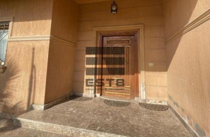 Villa - 6 Bedrooms - 4 Bathrooms for sale in Moon Valley - South Investors Area - New Cairo City - Cairo