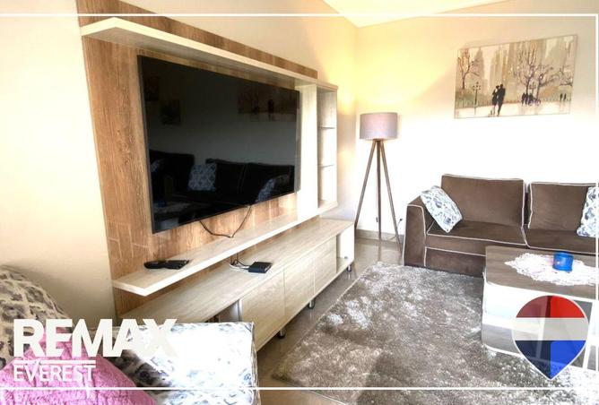 8701600 - Property Image 2