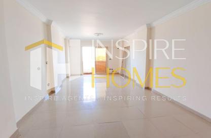 Apartment - 3 Bedrooms - 2 Bathrooms for rent in Smouha - Hay Sharq - Alexandria Apartment - 3 Bedrooms - 2 Bathrooms for rent in Smouha - Hay Sharq - Alexandria