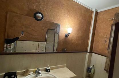 Apartment - 2 Bedrooms - 2 Bathrooms for rent in Al Nady St. - Maadi - Hay El Maadi - Cairo