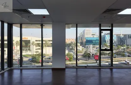 Office Space - Studio - 1 Bathroom for rent in Central Avenue - 2nd District - Sheikh Zayed City - Giza