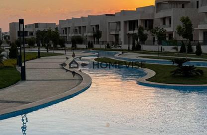 Townhouse - 4 Bedrooms - 4 Bathrooms for sale in Lake West - Sheikh Zayed Compounds - Sheikh Zayed City - Giza Townhouse - 4 Bedrooms - 4 Bathrooms for sale in Lake West - Sheikh Zayed Compounds - Sheikh Zayed City - Giza