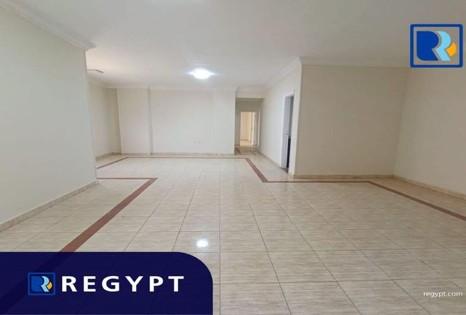 102069937 - Property Main Image