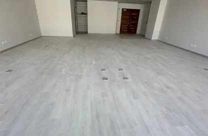 مساحات مكتبية - 3 غرف نوم - 2 حمامات للايجار في ميفيدا - كمبوندات التجمع الخامس - التجمع الخامس - مدينة القاهرة الجديدة - القاهرة