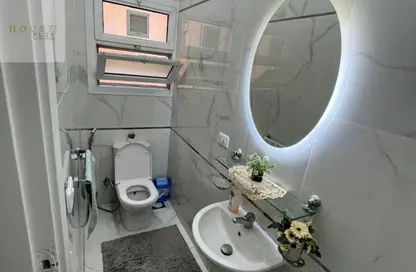 شقة - 3 غرف نوم - 3 حمامات للبيع في طريق بيفرلي هيلز - الحي السابع عشر - الشيخ زايد - الجيزة