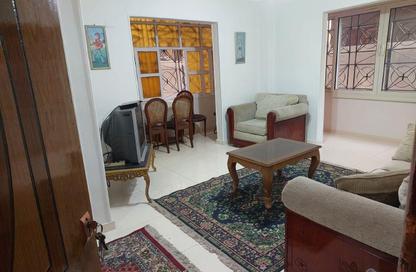 Apartment - Studio - 1 Bathroom for rent in Al Sheikh Ahmed Ibrahim St. - El Hegaz Square - El Nozha - Cairo