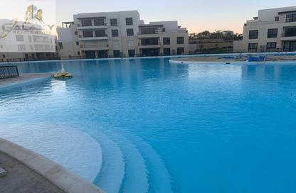 شاليه - 3 غرف نوم - 2 حمامات للبيع في مراسي - سيدي عبد الرحمن - الساحل الشمالي شاليه - 3 غرف نوم - 2 حمامات للبيع في مراسي - سيدي عبد الرحمن - الساحل الشمالي