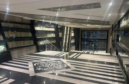 Apartment - 5 Bedrooms - 4 Bathrooms for sale in Al Geish Road - Laurent - Hay Sharq - Alexandria