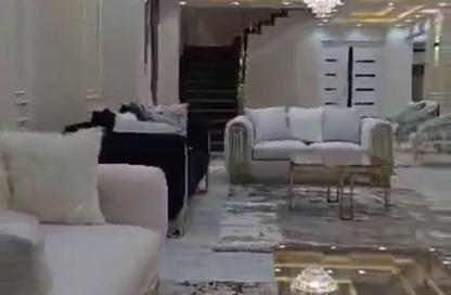دوبلكس - 5 غرف نوم - 3 حمامات للبيع في شارع شهاب - المهندسين - الجيزة