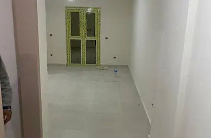 Apartment - 2 Bedrooms - 1 Bathroom for rent in Italian Neighborhood Road - Hadayek October - 6 October City - Giza