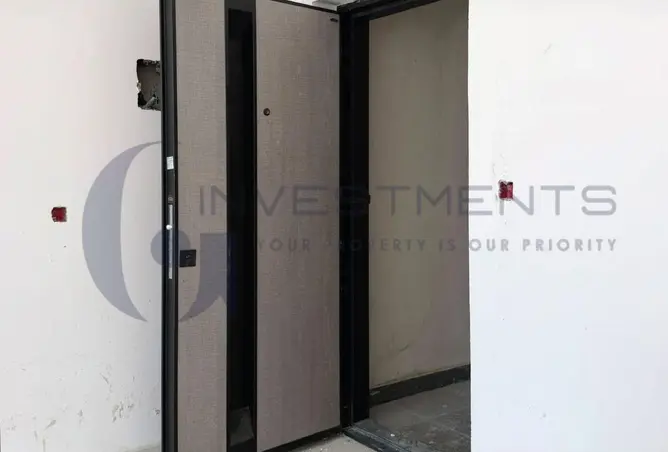 117013386 - Property Image 2