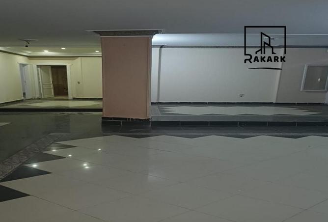 8599996 - صورة العقار 2