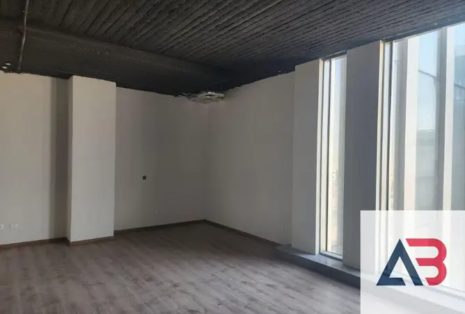 113801555 - Property Image 3
