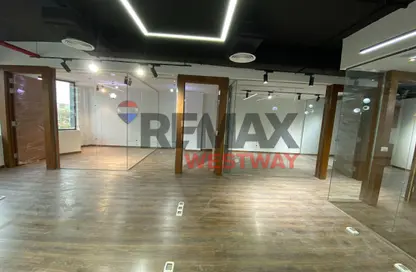 مساحات مكتبية - 4 غرف نوم - 2 حمامات للايجار في ذا بورتال - بيفرلي هيلز - كمبوندات الشيخ زايد - الشيخ زايد - الجيزة