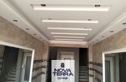 Roof - 3 Bedrooms - 2 Bathrooms for sale in Lazurde - 8th District - Sheikh Zayed City - Giza