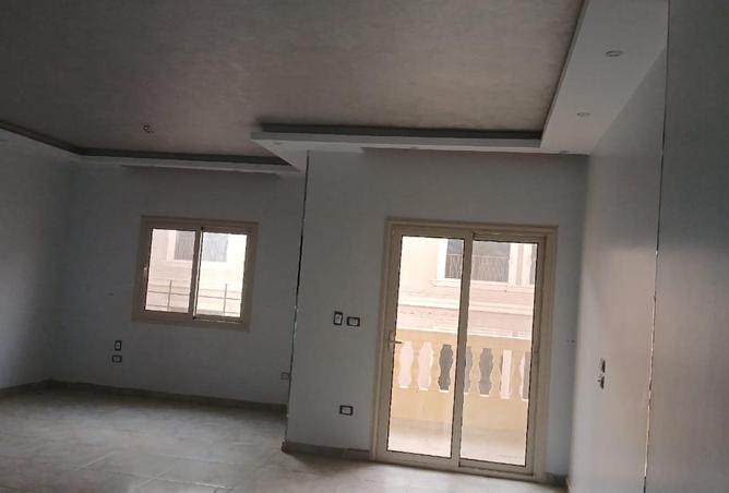 77331149 - Property Image 2