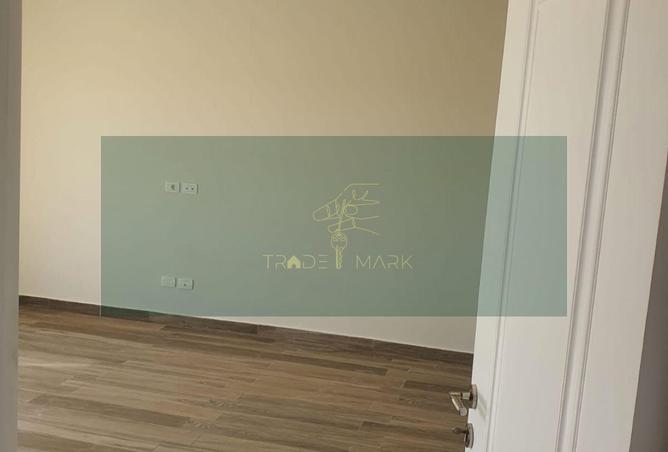 101770408 - Property Image 3