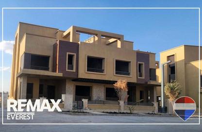 منزل مزدوج - 4 غرف نوم - 4 حمامات للبيع في نيو جيزة - طريق مصر اسكندرية الصحراوي - مدينة 6 أكتوبر - الجيزة منزل مزدوج - 4 غرف نوم - 4 حمامات للبيع في نيو جيزة - طريق مصر اسكندرية الصحراوي - مدينة 6 أكتوبر - الجيزة