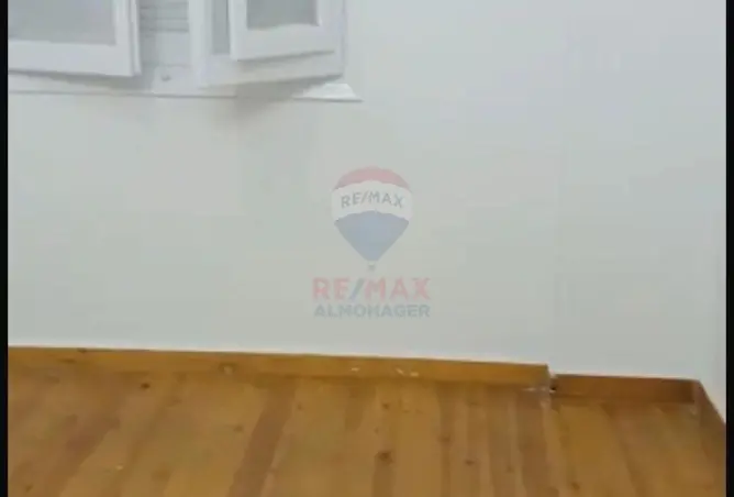113536419 - Property Image 3