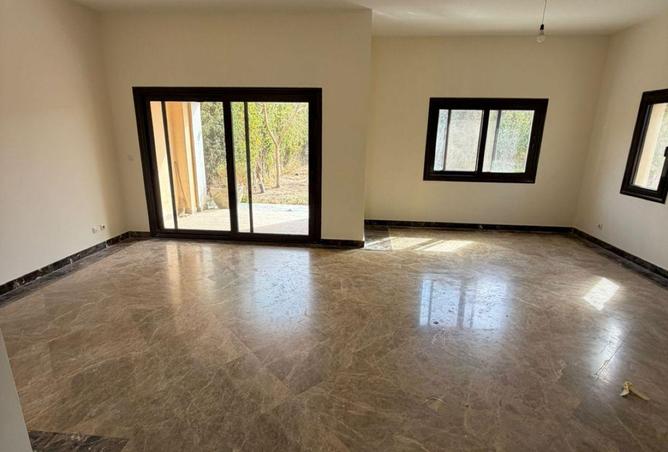 64385727 - Property Image 2