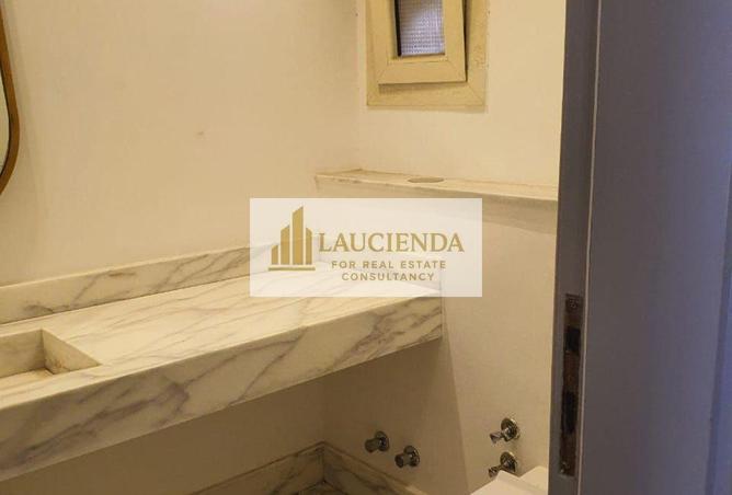 8547400 - Property Image 2