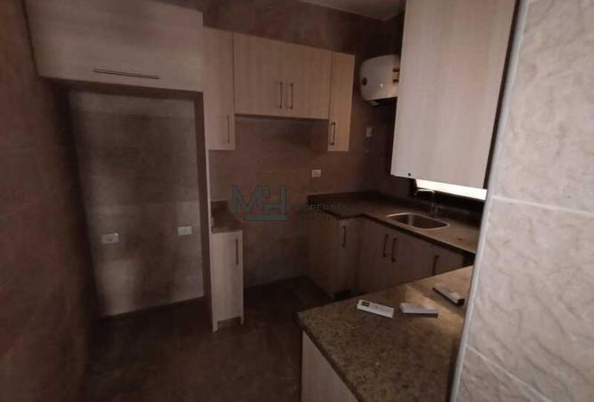93527954 - Property Image 3