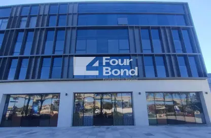 Office Space - Studio - 2 Bathrooms for rent in Lake View - 5th Settlement Compounds - The 5th Settlement - New Cairo City - Cairo