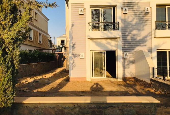 52718030 - Property Image 2