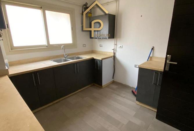 8512320 - Property Image 3