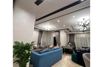 Twin House - 5 Bedrooms - 4 Bathrooms for rent in Garden Residence - Hyde Park - New Cairo City - Cairo