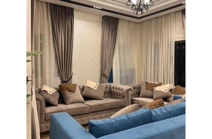 Twin House - 5 Bedrooms - 4 Bathrooms for rent in Garden Residence - Hyde Park - New Cairo City - Cairo