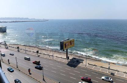 Apartment - 3 Bedrooms - 2 Bathrooms for sale in Al Geish Road - Camp Chezar - Hay Wasat - Alexandria