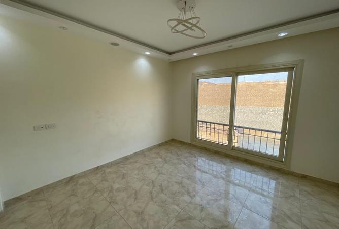 8530419 - Property Image 2