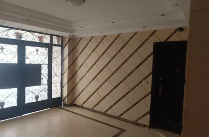 Apartment - 2 Bedrooms - 1 Bathroom for sale in El Banafseg Apartment Buildings - El Banafseg - New Cairo City - Cairo