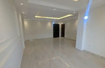 Apartment - 3 Bedrooms - 2 Bathrooms for sale in West Arabella - 5th Settlement Compounds - The 5th Settlement - New Cairo City - Cairo