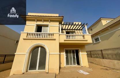 Villa - 3 Bedrooms - 4 Bathrooms for sale in Hyde Park - New Cairo City - Cairo