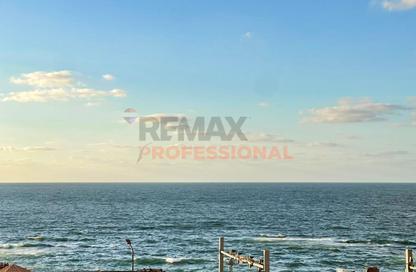 Apartment - 3 - 2 for sale in Al Geish Road - Cleopatra - Hay Sharq - Alexandria