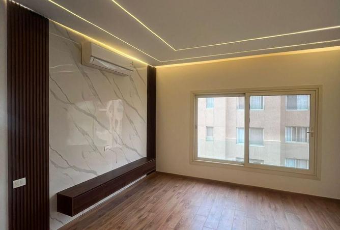 74590201 - Property Main Image