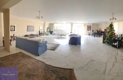 Apartment - 3 Bedrooms - 3 Bathrooms for sale in Sarayat Al Maadi - Hay El Maadi - Cairo