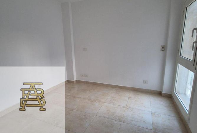 101770061 - Property Image 3
