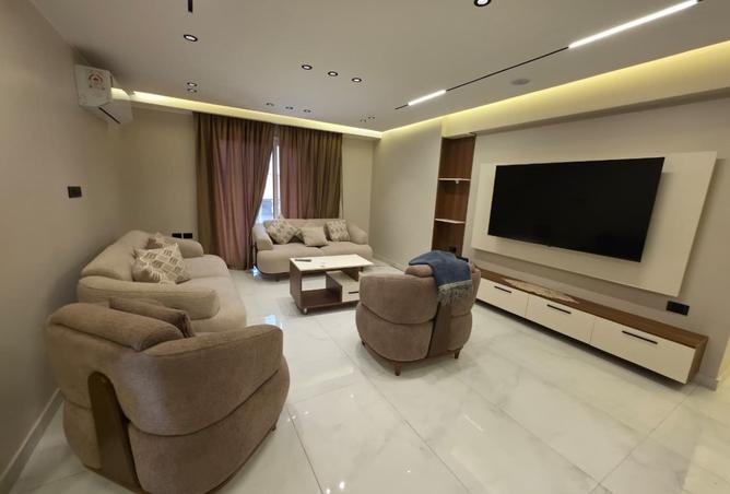 93808413 - Property Image 2